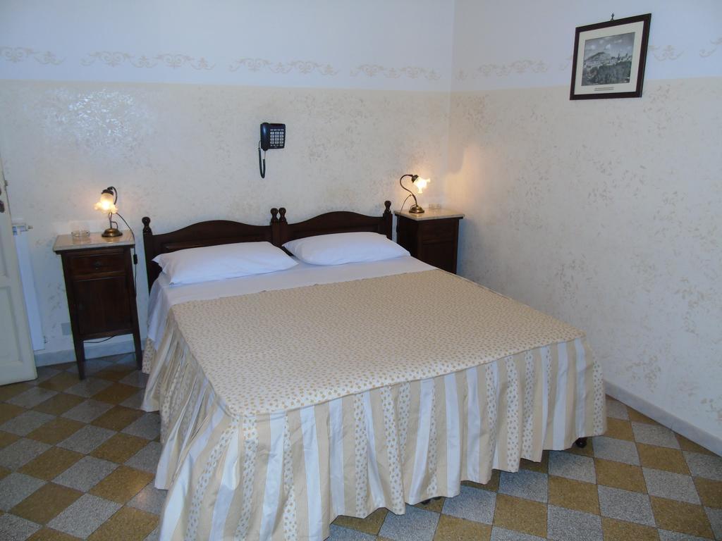 Albergo Cavour Palermo Eksteriør billede