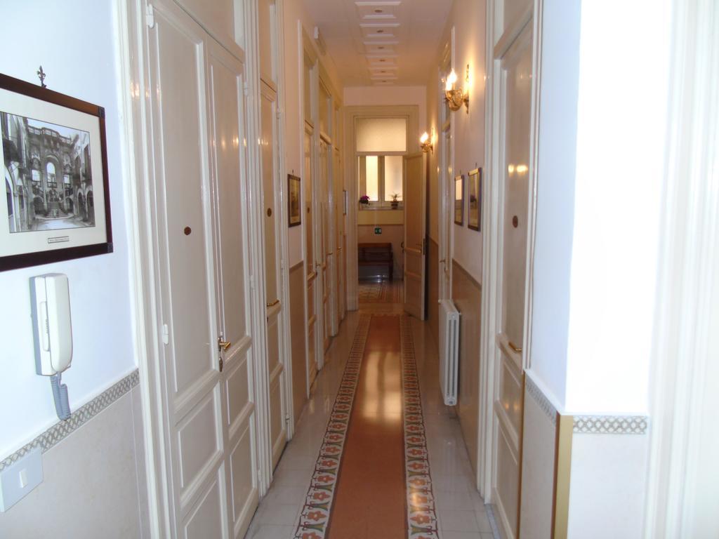 Albergo Cavour Palermo Eksteriør billede