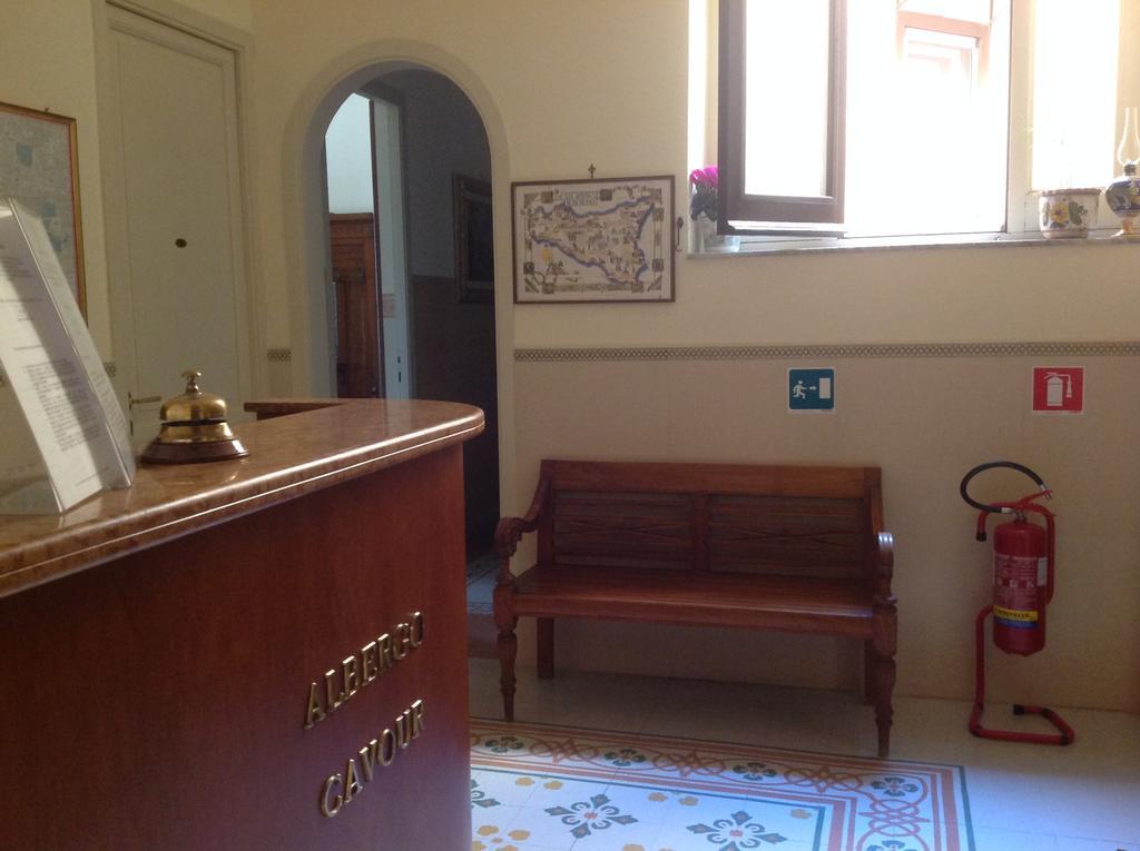 Albergo Cavour Palermo Eksteriør billede
