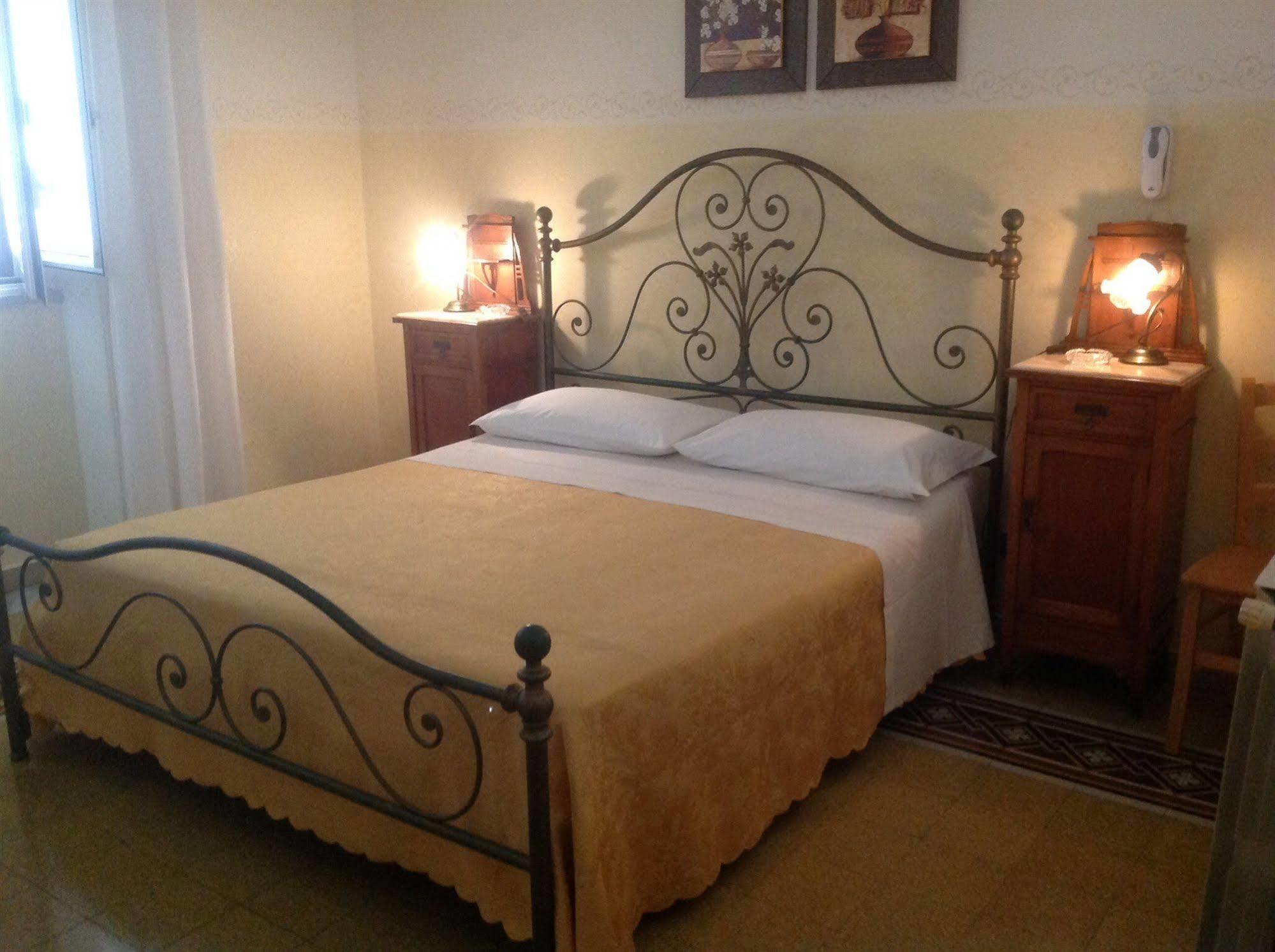 Albergo Cavour Palermo Eksteriør billede