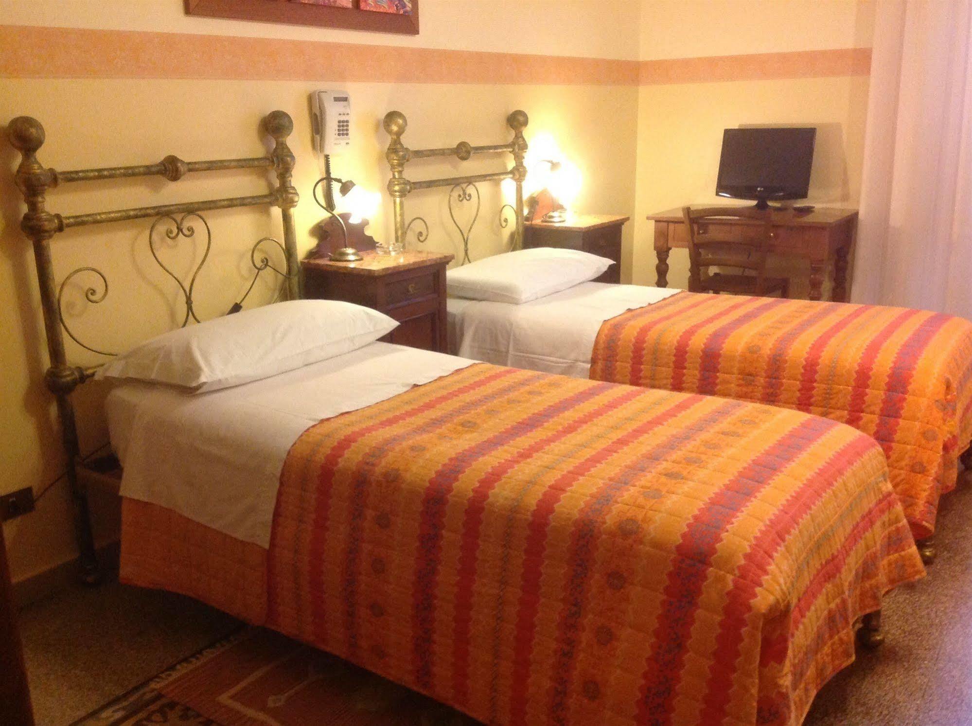 Albergo Cavour Palermo Eksteriør billede